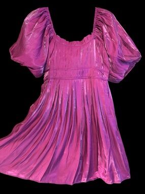 Peach Love California Shimmer Puff Sleeve Mini Dress Iridescent Magenta New